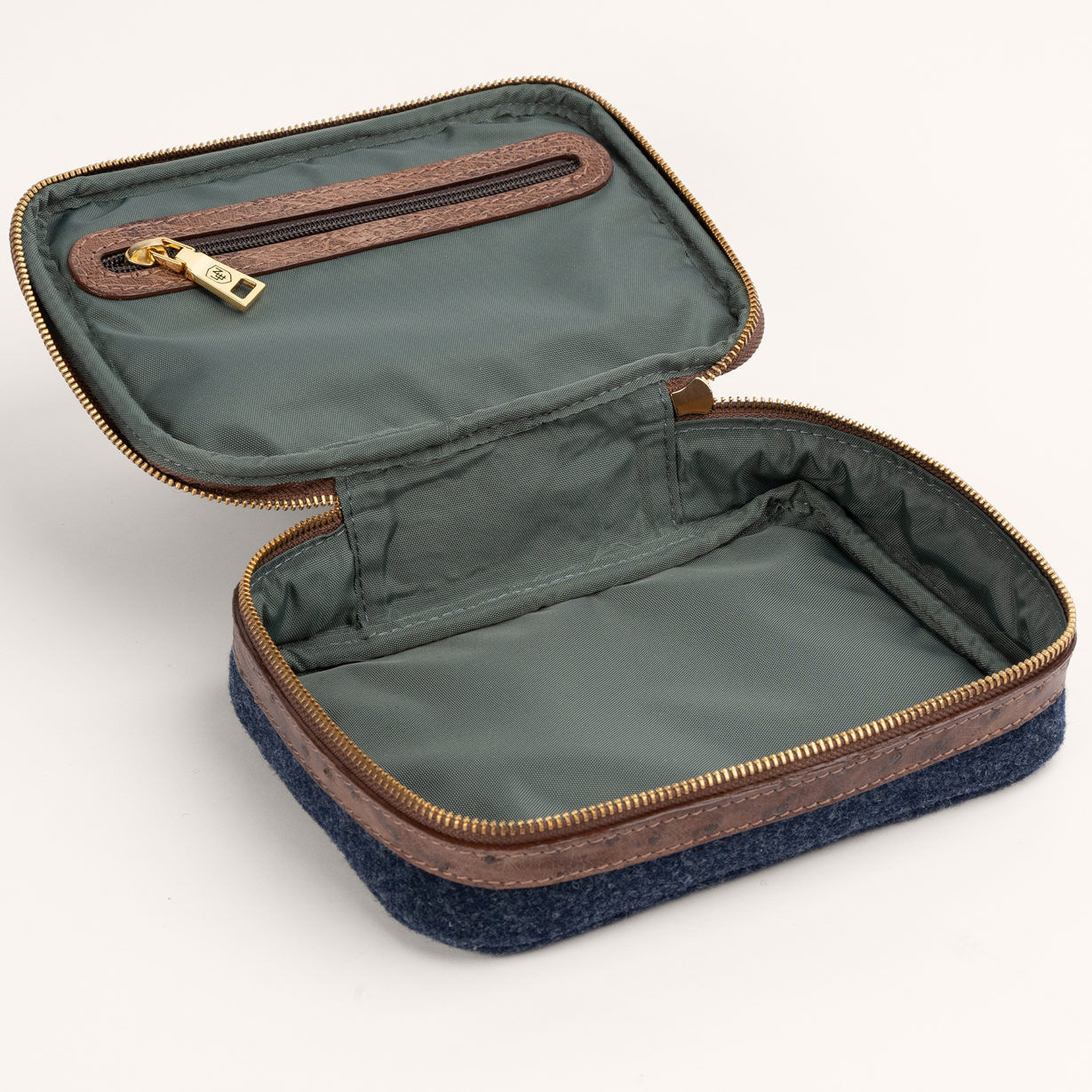 Wool & Ostrich Shave Kit in Heather Blue